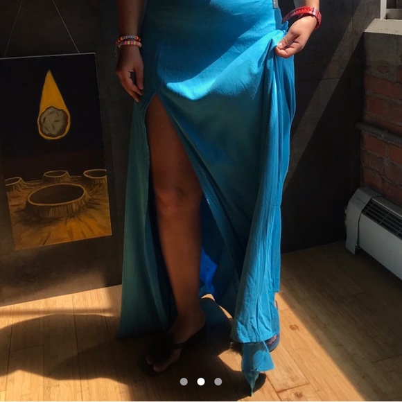 Lulu’s maxi dress - Picture 2 of 3